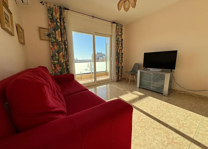 Piso En El Centro Con Vistas Al Mar Y Balcon