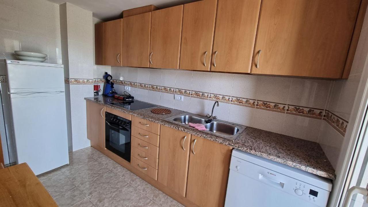 Apartment Piso En El Centro Con Vistas Al Mar Y Balcon Roses